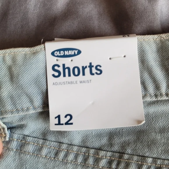 Old Navy Shorts, Girl Size 12 - Picture 4 of 8